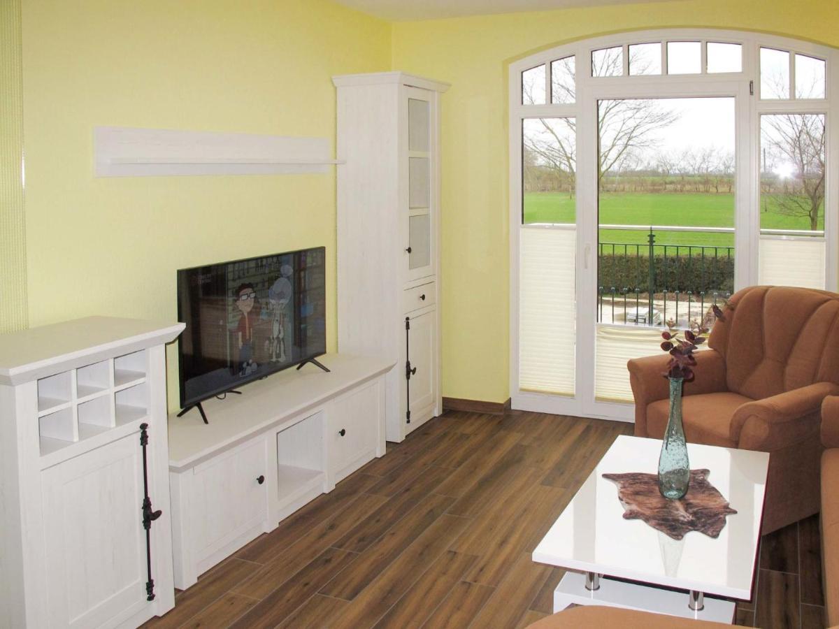 Apartment Altherscher Hof-4 By Interhome Zarrentin  Kültér fotó